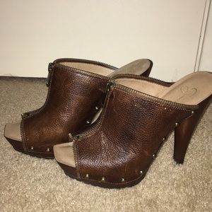 Jessica Simpson platform slip-ons